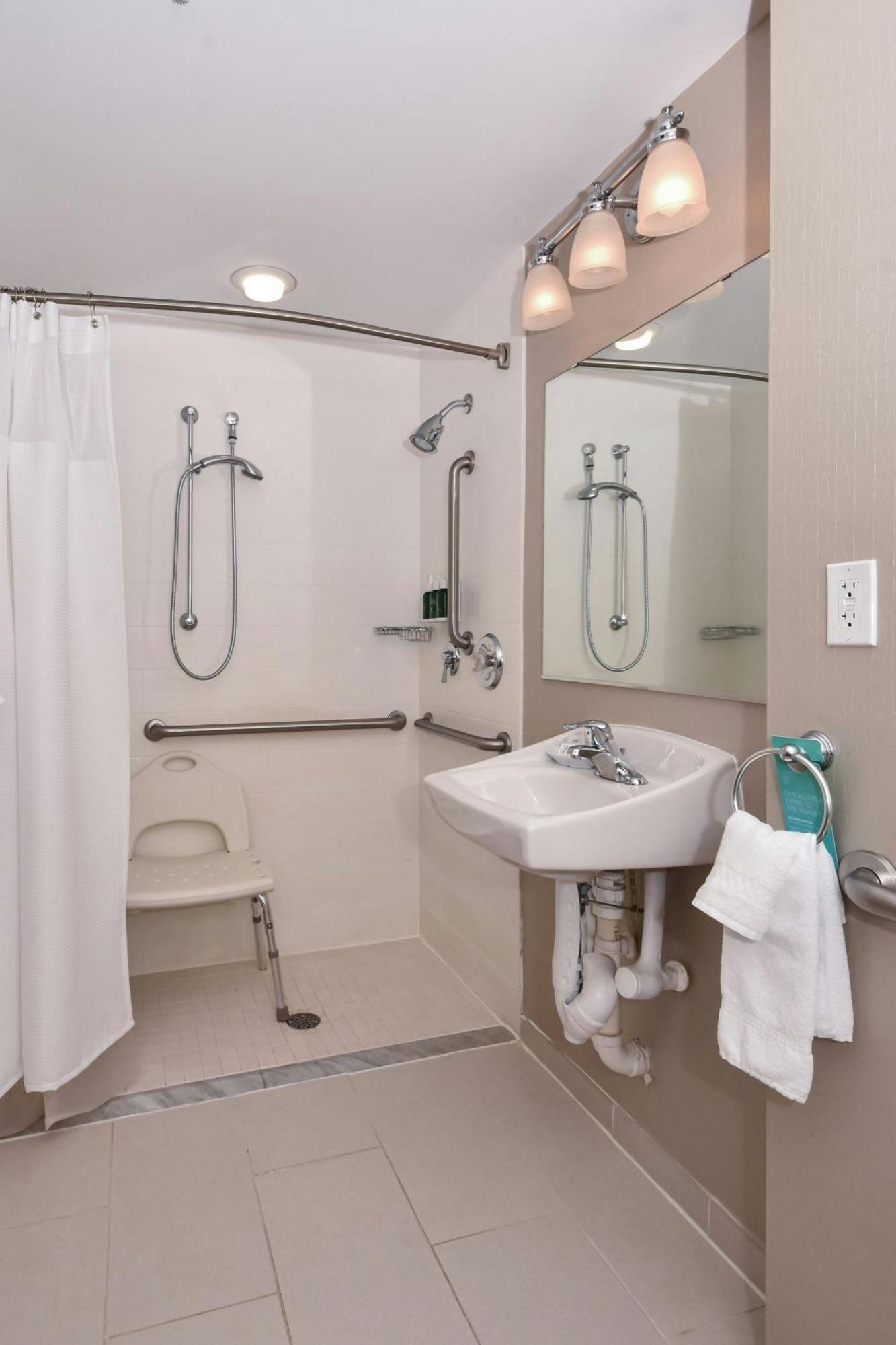 Springhill Suites By Marriott Charlotte בלנטיין מראה חיצוני תמונה