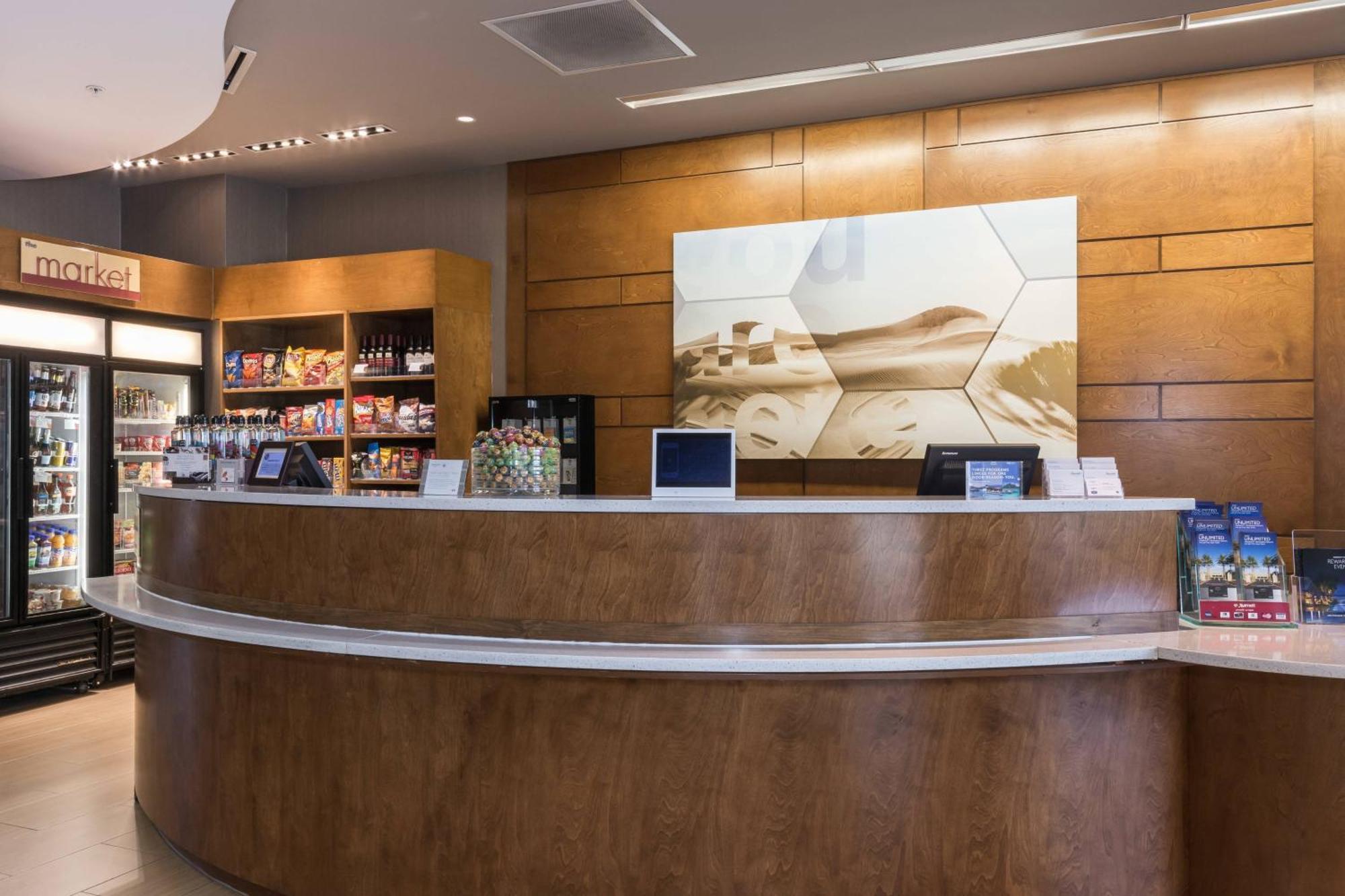 Springhill Suites By Marriott Charlotte בלנטיין מראה חיצוני תמונה