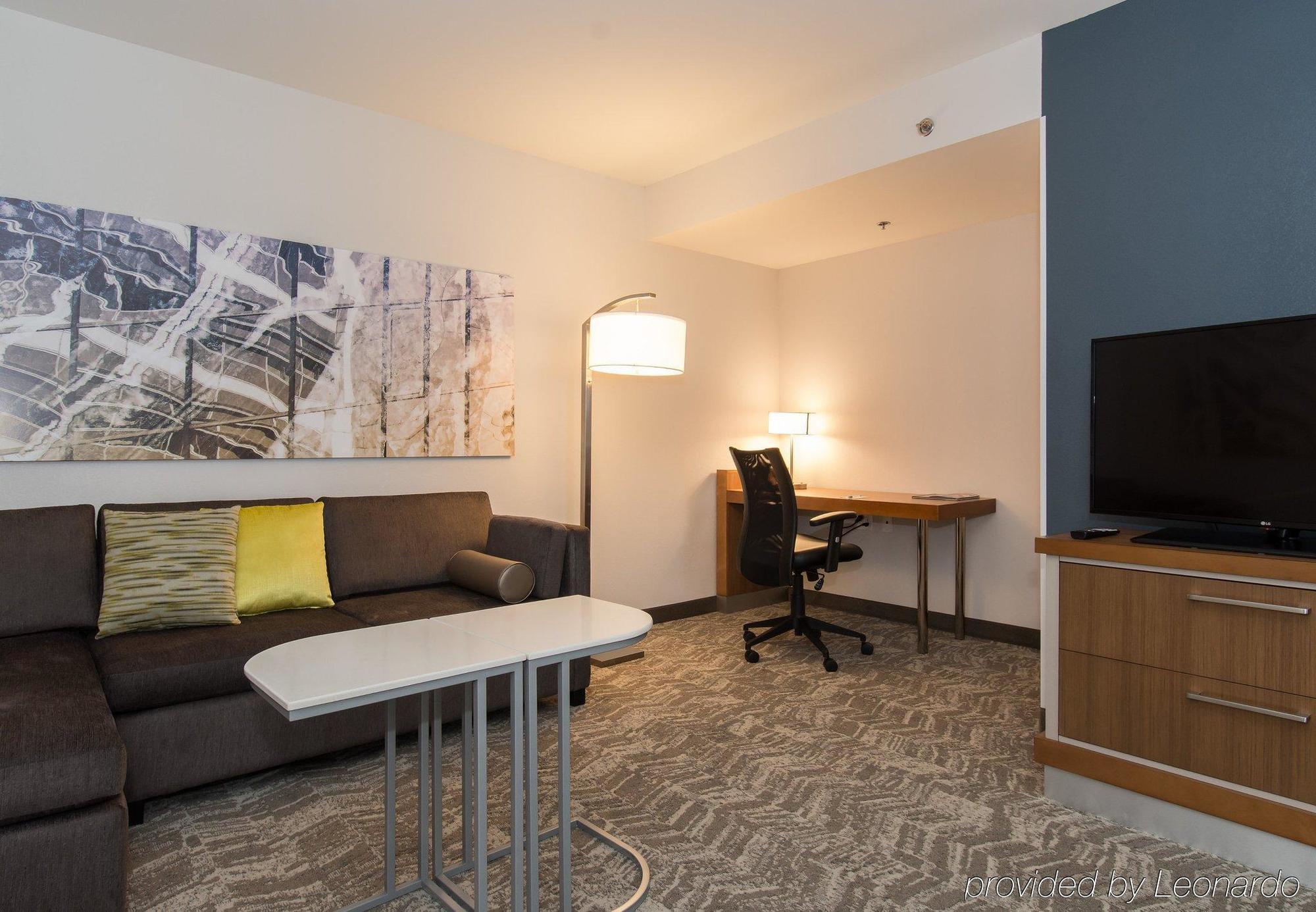 Springhill Suites By Marriott Charlotte בלנטיין מראה חיצוני תמונה