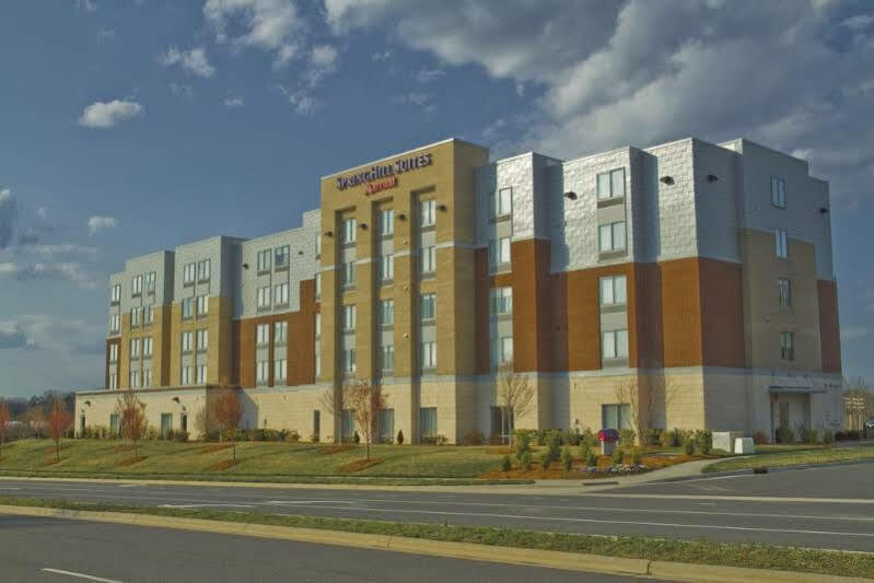 Springhill Suites By Marriott Charlotte בלנטיין מראה חיצוני תמונה