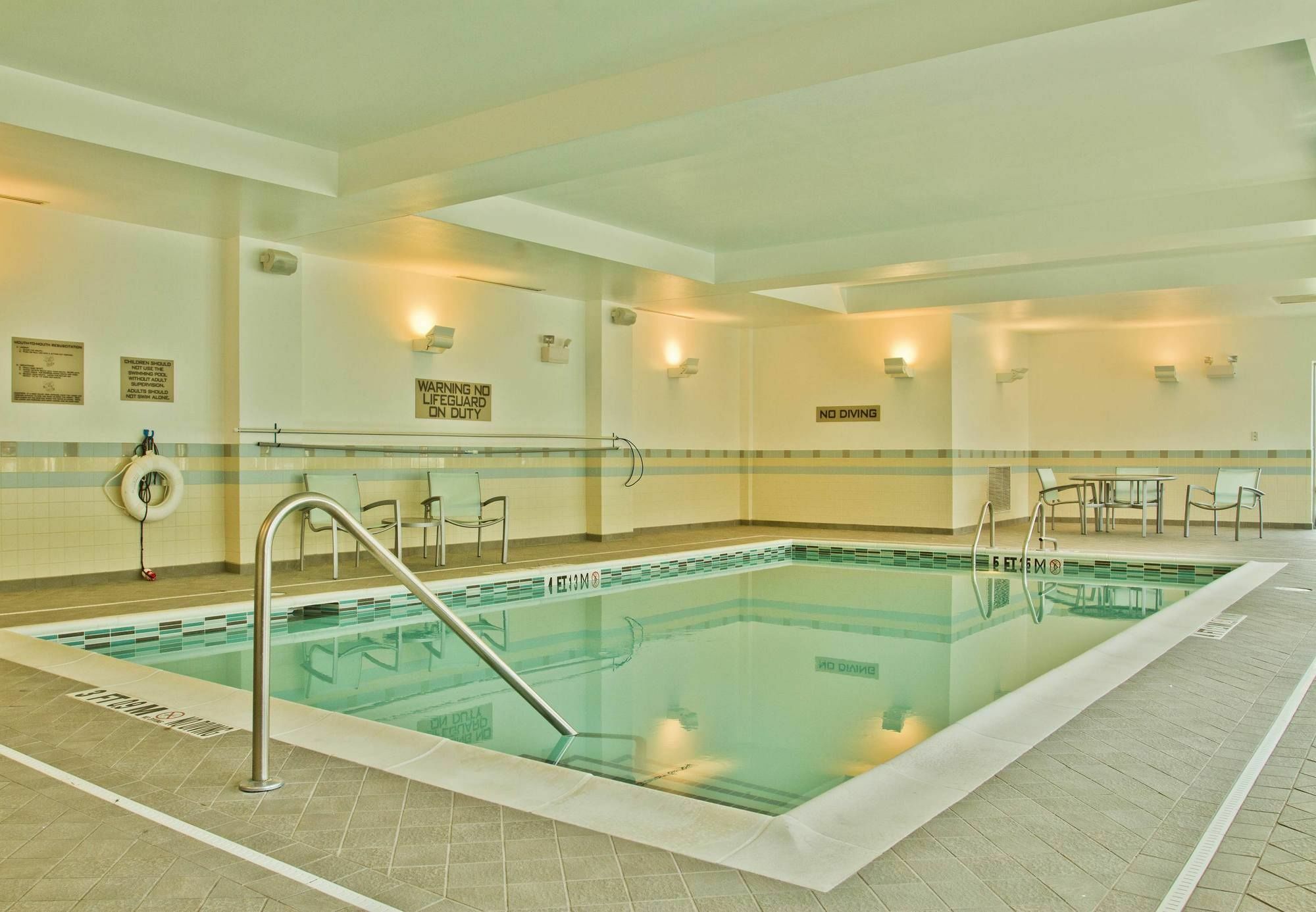 Springhill Suites By Marriott Charlotte בלנטיין מראה חיצוני תמונה