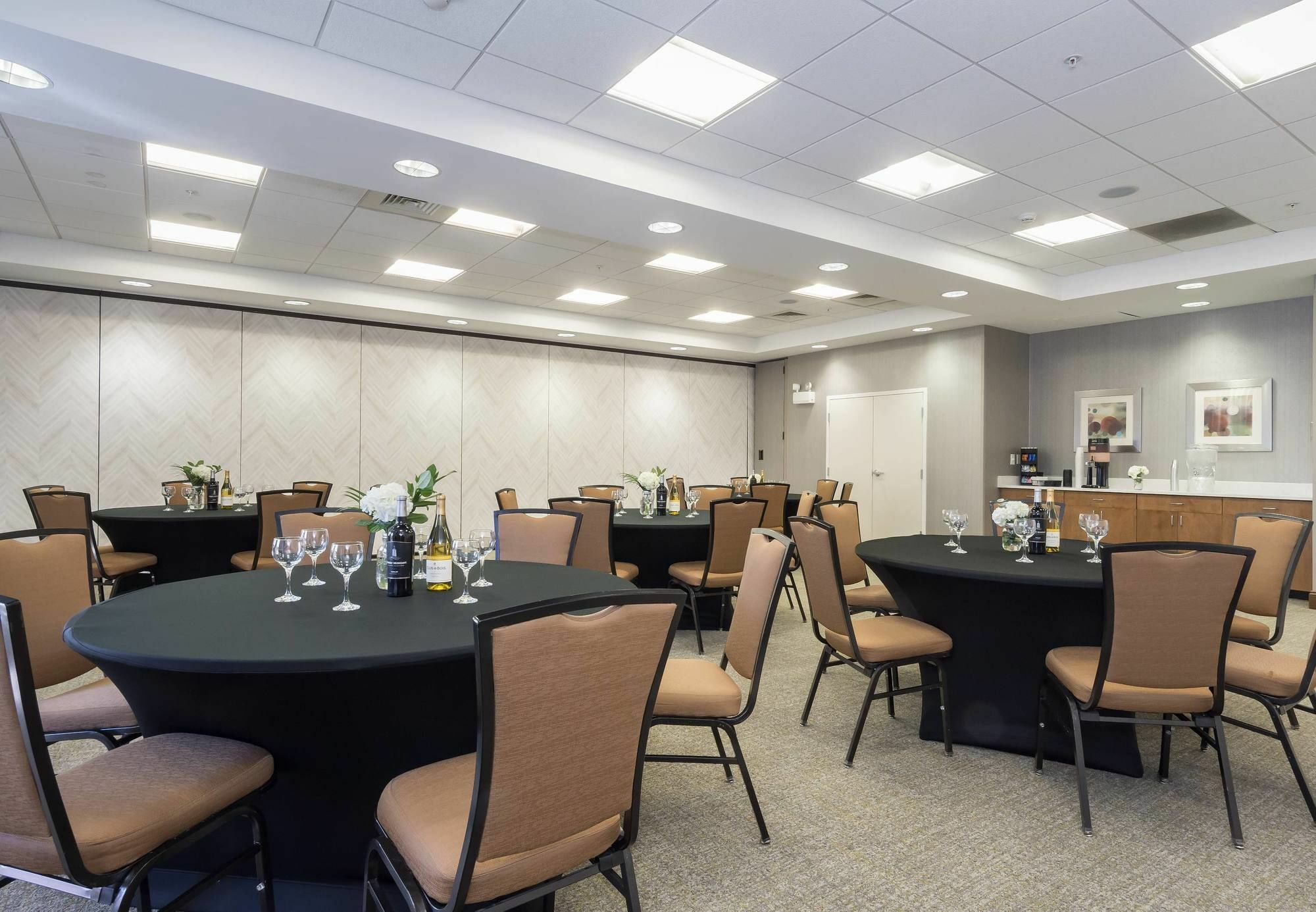 Springhill Suites By Marriott Charlotte בלנטיין מראה חיצוני תמונה